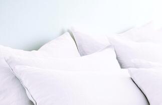 Nachhaltige Leinenbettwäsche Kissenbezug in Wollweiß